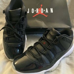 Jordan 11 Lows